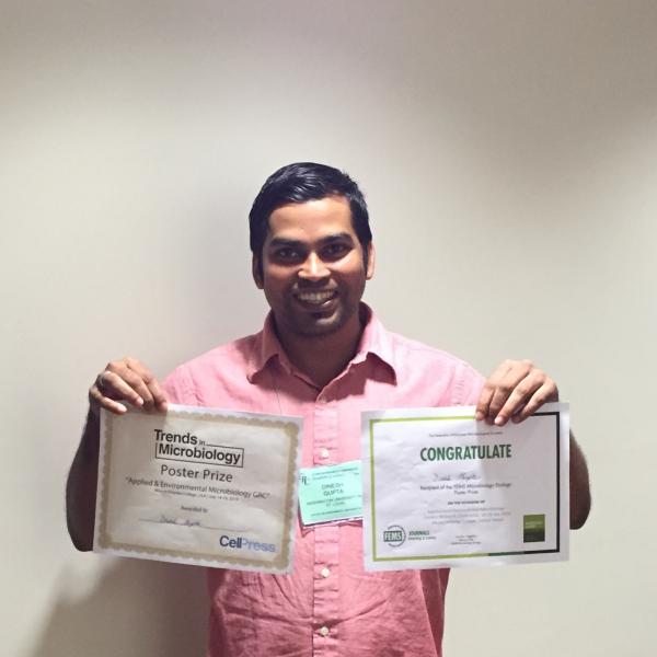 Graduate student wins two best poster prizes at a Gordon conference