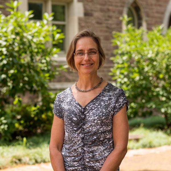 Faculty Spotlight: Barbara Kunkel, Professor of Biology