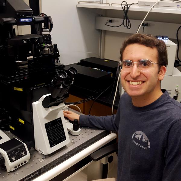 Biology undergrad Ethan Weiner talks about Bio 500 research in the Haswell Lab