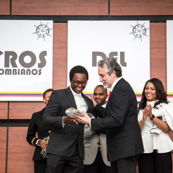 EEPB graduate student wins Afro-Colombian of the year award in the Youth category