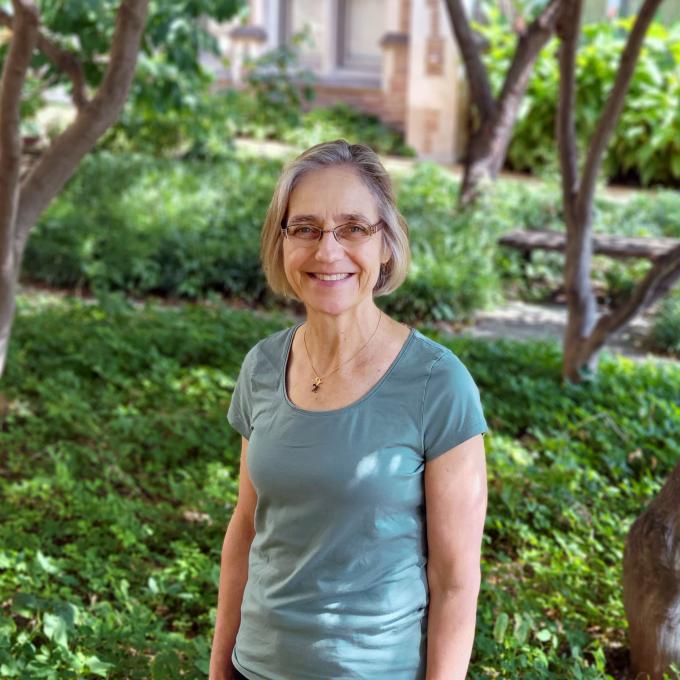 Headshot of ​Barbara Kunkel